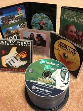 Top Quality CD/DVD/USB media and packaging. Top Quality CD/DVD/USB media and packaging.